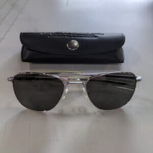 Vintage Randolph Engineering Aviator Sunglasses 5 1/2 Gun Metal AF 52 20 Silver